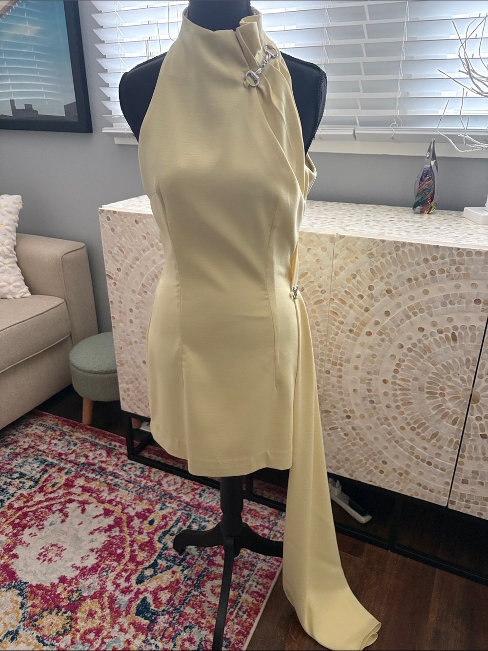 Elegant Yellow Halter Dress - Picture 2 of 11